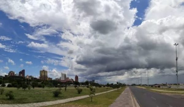 Ambiente fresco a cálido y varios días sin lluvia