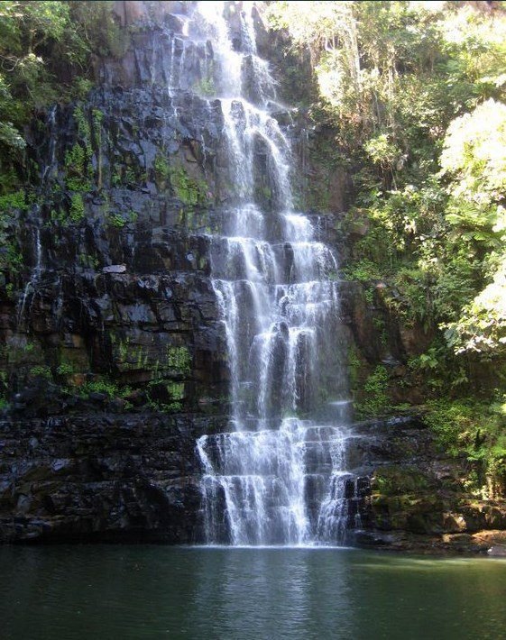 lugares turísticos de Paraguay Salto Cristal Paraguarí