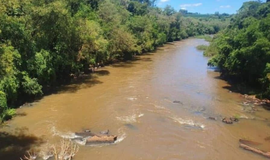 Hermanos mueren ahogados en un arroyo de Yatytay