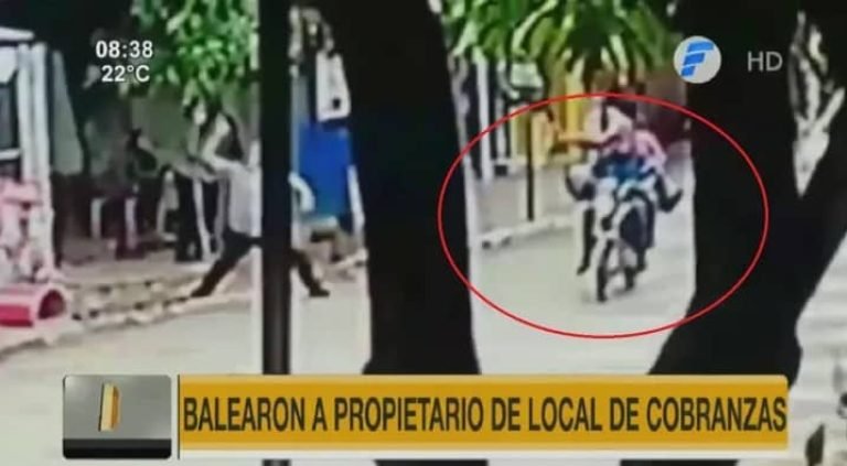 Balean al propietario de un local durante asalto