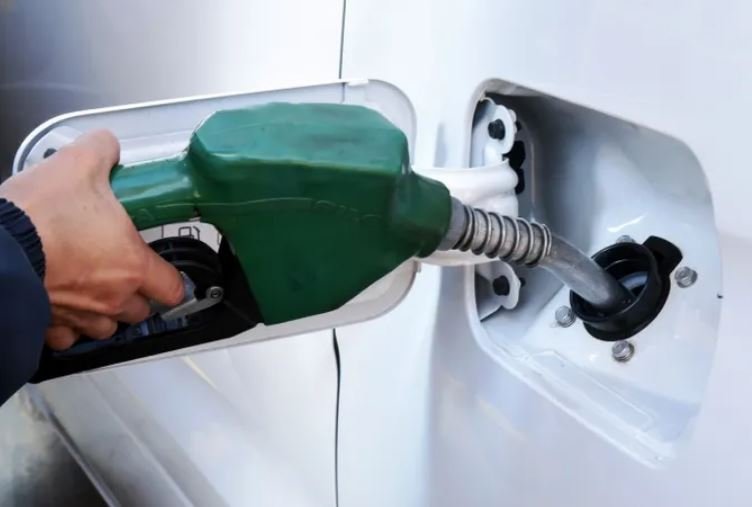 El sector privado afirma que no se puede bajar precio de combustibles