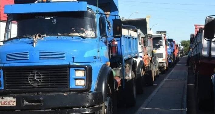 Camioneros exigen al Gobierno reducir el precio del gasoil en G. 1.500