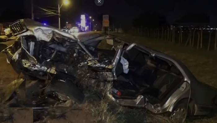 Violento choque acaba con la vida de un conductor en Luque