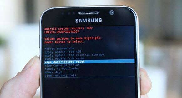 Cómo formatear un Samsung Galaxy o restablecimiento de fábrica presionando las teclas de hardware