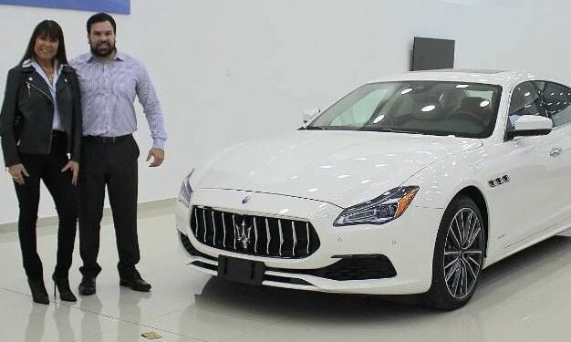 Diputada y “su” Maserati de US$ 150.000 desata ira de “comunes”