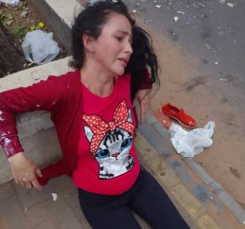 Mujeres echaron a una embarazada del micro y la agredieron brutalmente