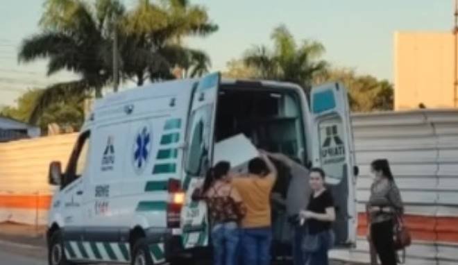 Utilizaron ambulancia para “flete” de lavarropas descompuesto