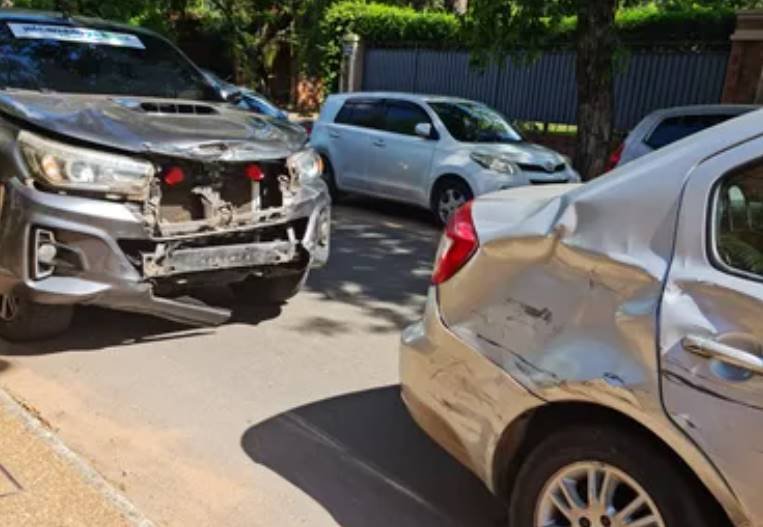 Efraín Alegre sufrió un accidente vehicular en Asunción
