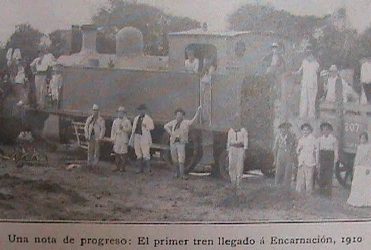 El primer tren llegando a Encarnacion 1910