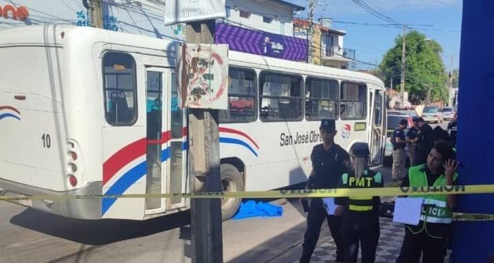 Imputan a chofer de bus por homicidio culposo tras accidente fatal
