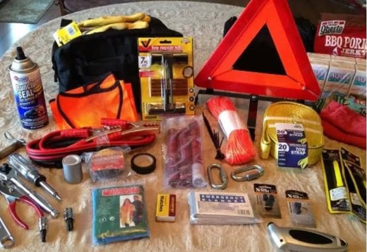 Lleva un kit de emergencia para coches