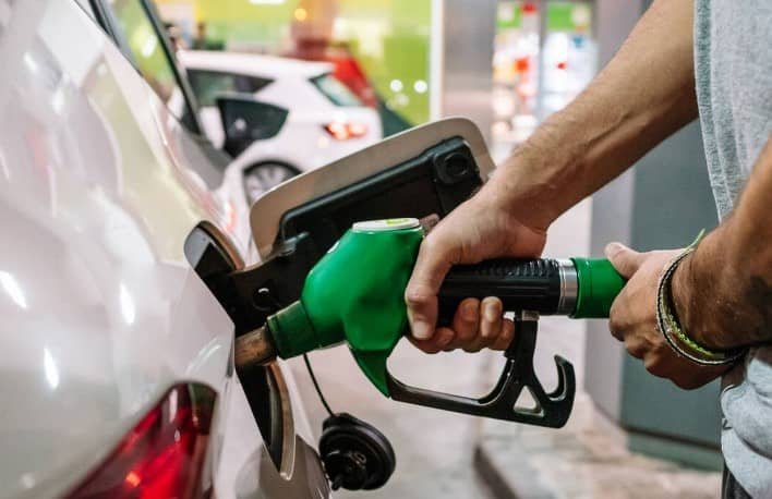 Petropar examina Ofertas para Reducir el Precio del Combustible
