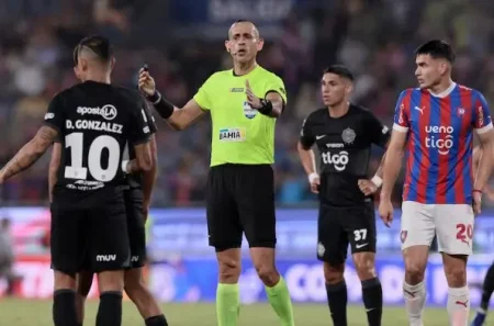 Olimpia vs. Cerro Porteño: horario y dónde ver en vivo el superclásico del fútbol paraguayo Olimpia vs. Cerro Porteño horario y dónde ver en vivo el superclásico del fútbol paraguayo