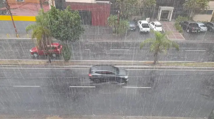 Prevén lluvias y tormentas hasta mañana viernes