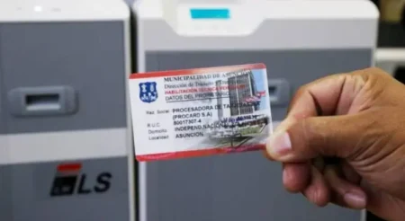 Peña promulga ley que unifica costos de patentes vehiculares Peña promulga ley que unifica costos de patentes vehiculares