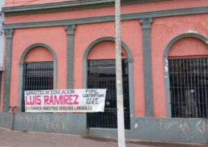 Lamentable situación de funcionarios manoseados por autoridades del MEC Lamentable situación de funcionarios manoseados por autoridades del MEC