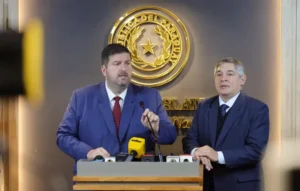Investigan a 550 usuarios por irregularidades en títulos Investigan a 550 usuarios por irregularidades en títulos