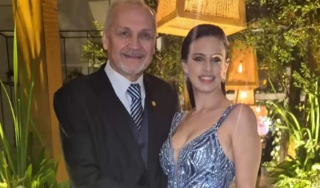 Mario Ferreiro presenta a su nueva pareja