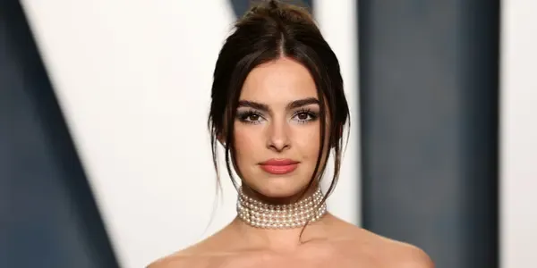 What is Addison Rae net worth estimated? How did he get his fortune?