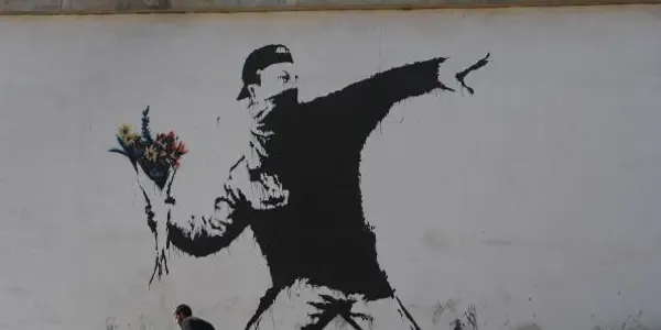 What is Banksy net worth estimated? How did he get his fortune?