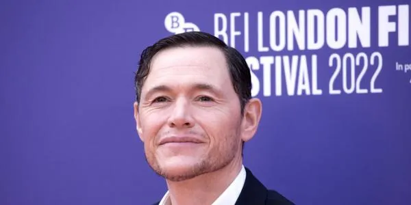 What is Burn Gorman net worth estimated? How did he get his fortune?