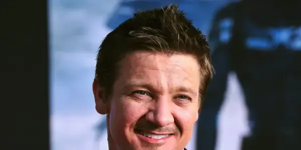 What is Jeremy Renner net worth estimated? How did he get his fortune?
