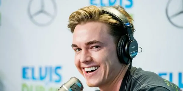 What is Jesse McCartney net worth estimated? How did he get his fortune?