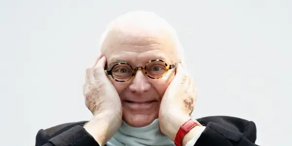 What is Manolo Blahnik net worth estimated? How did he get his fortune?