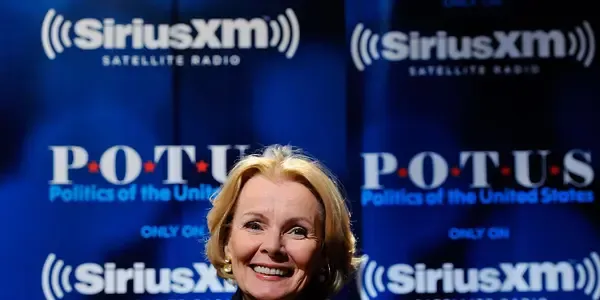 What is Peggy Noonan net worth estimated? How did he get his fortune?