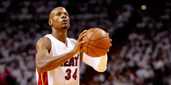 What is Ray Allen net worth estimated? How did he get his fortune?