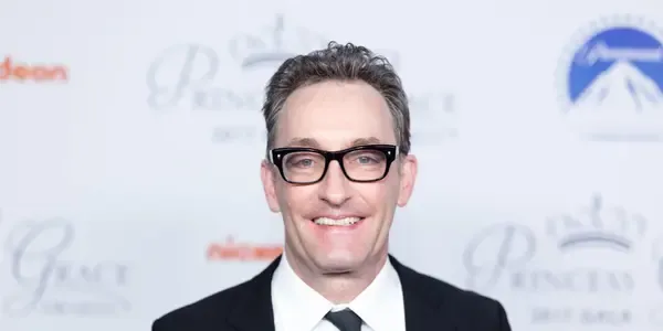 What is Tom Kenny net worth estimated? How did he get his fortune?