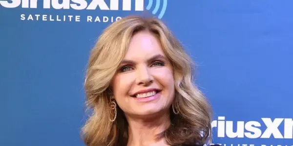 What is Victoria Osteen net worth estimated? How did he get his fortune?